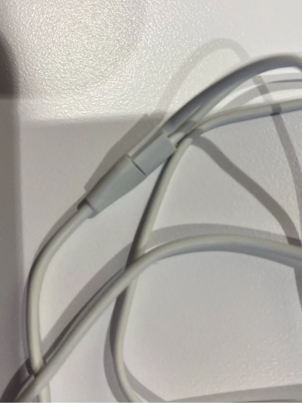 Apple EarPods 3.5mm Jack - NEW Never Worn - Genuine Apple Wired Earbuds